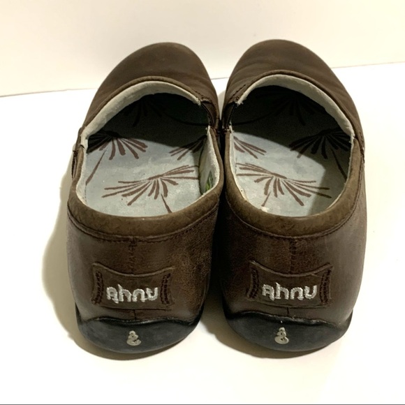 Ahnu Jackie Comfort Brown Leather Mule Flats Size 6.5 - Picture 5 of 7